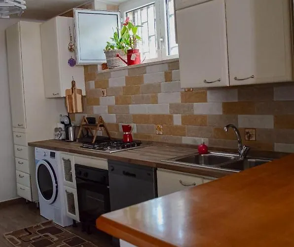 Ardigo - O Apartment *